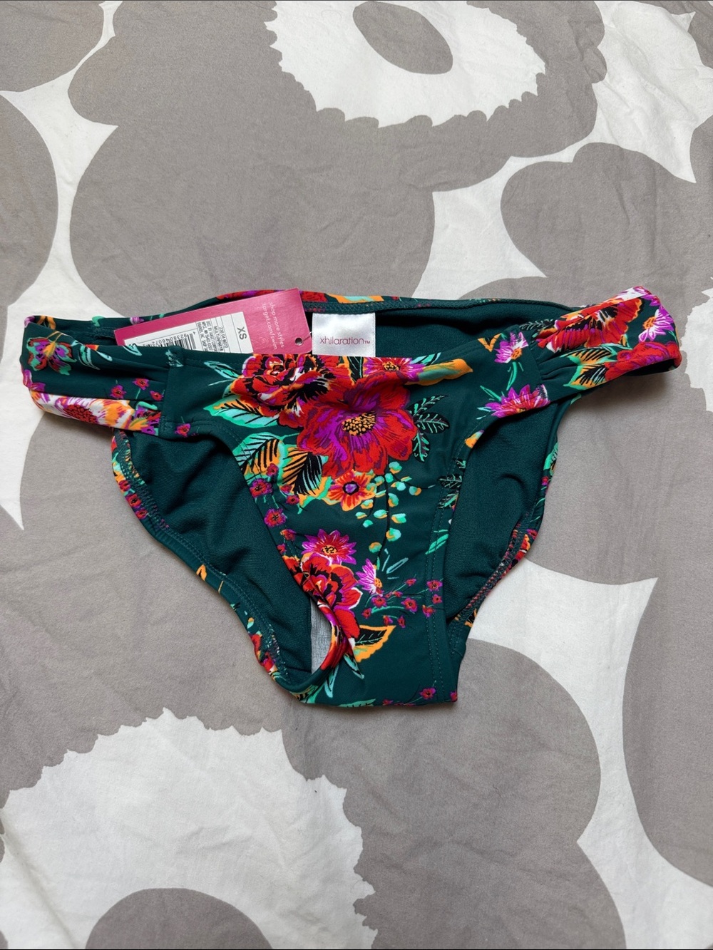 Girl’s floral swim hipster bottoms XS NWT